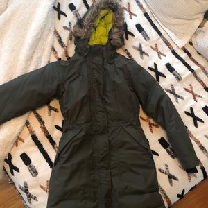 THE NORTH FACE Women’s Arctic Down Parka